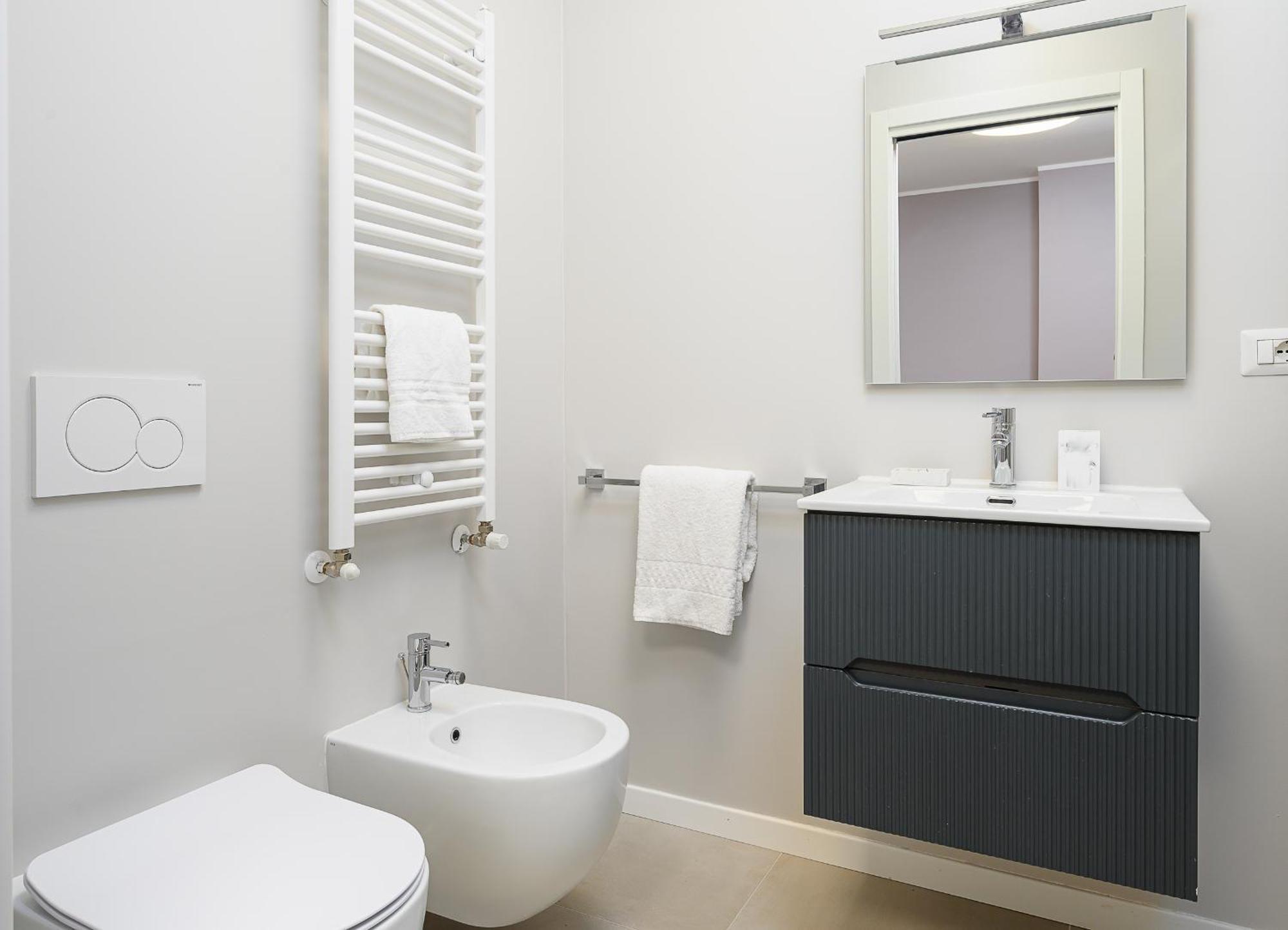 Suites In Porta Garibaldi & Chinatown - City Center Well Connected Милан Экстерьер фото